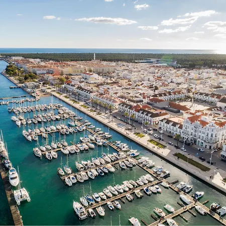 Grand House - Relais & Chateaux 5*