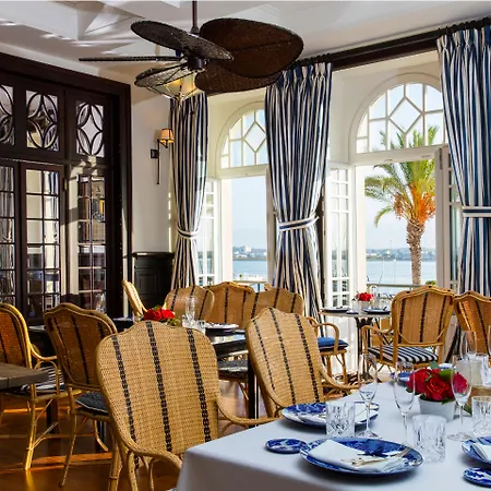 Grand House - Relais & Chateaux 5*