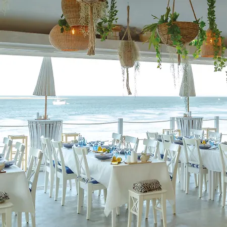 Grand House - Relais & Chateaux Вила-Реал-ди-Санту-Антониу