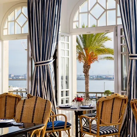 Отель Grand House - Relais & Chateaux