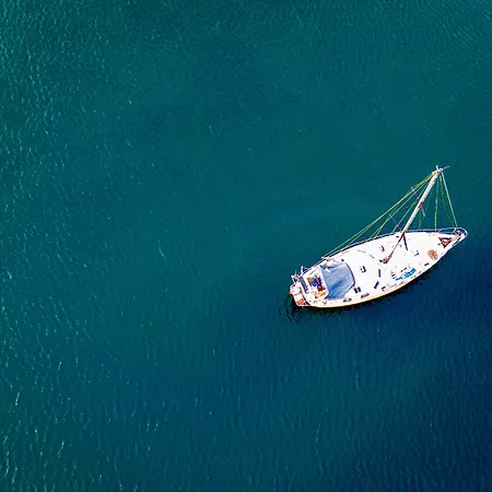 Grand House - Relais & Chateaux 5*