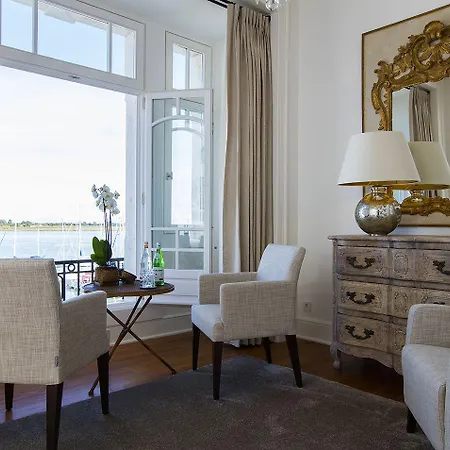 Grand House - Relais & Chateaux 5* Вила-Реал-ди-Санту-Антониу