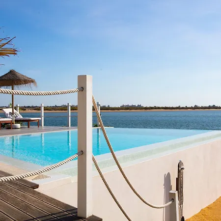 Grand House - Relais & Chateaux Вила-Реал-ди-Санту-Антониу