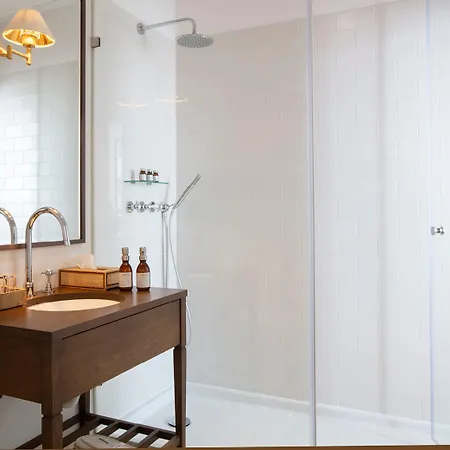 Отель Grand House - Relais & Chateaux